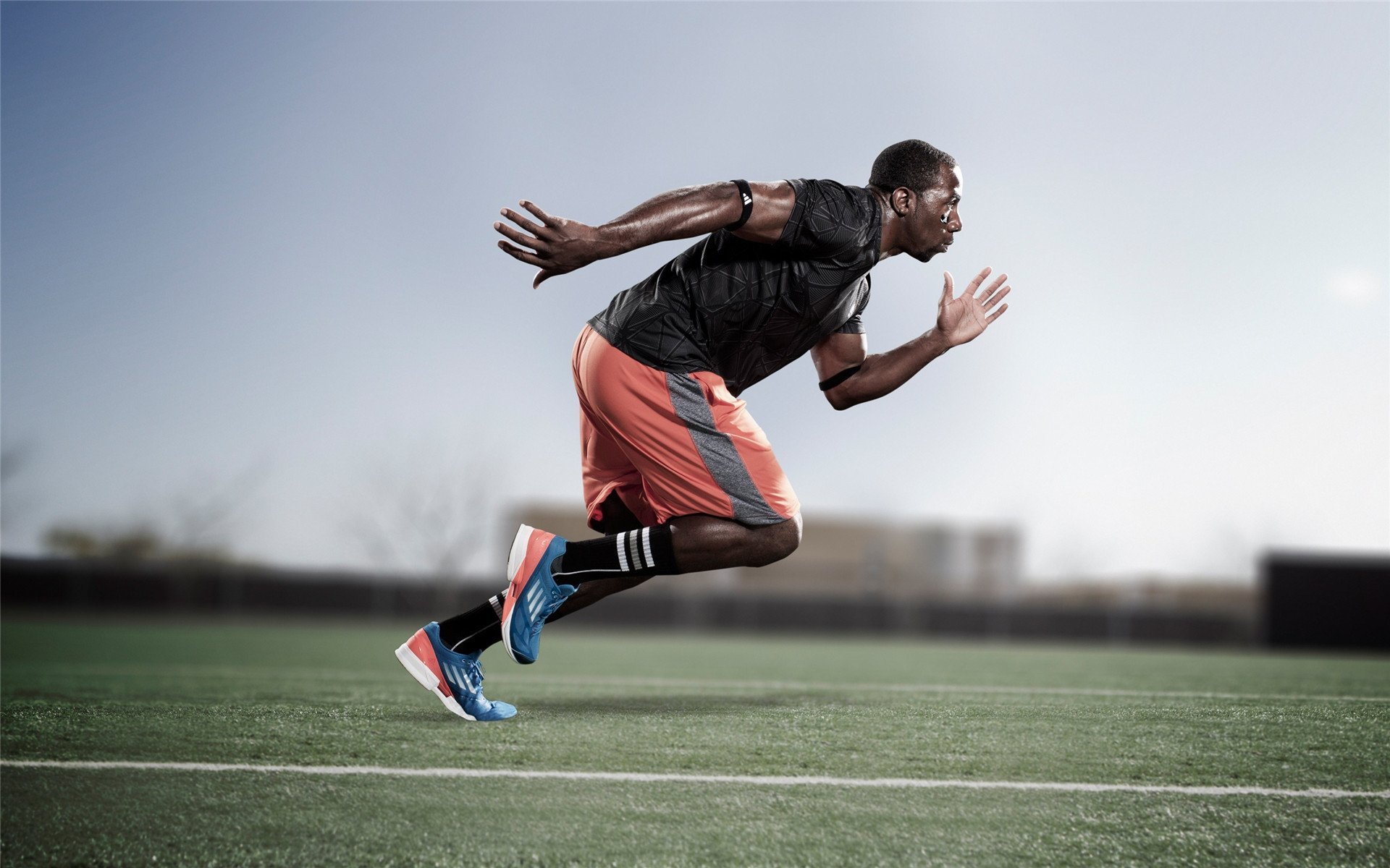 快攻节奏下的回传选择是否更具迷惑性，快攻形式