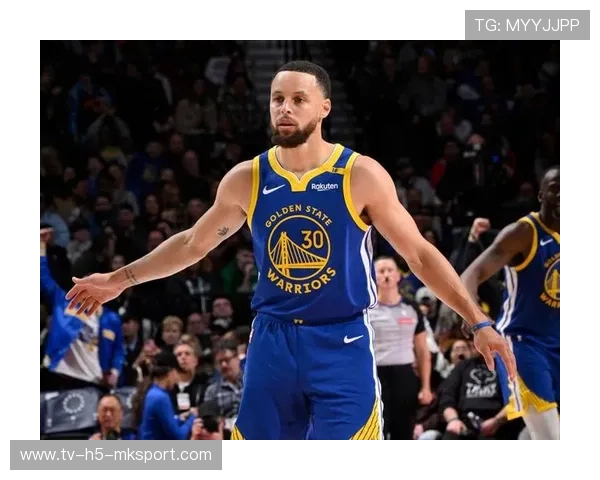 勇士主场强势,库里和穆迪共同发力击败太阳,库里对于勇士 勇士主场强势,库里和穆迪共同发力击败太阳,库里对于勇士