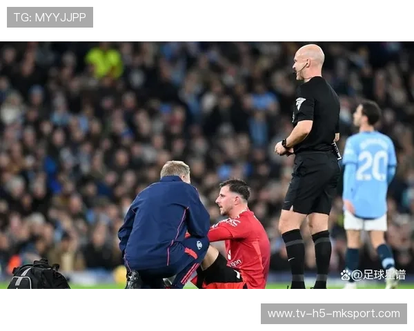 曼联防守漏洞大，客战热刺前景不乐观。，曼联对热刺阵容